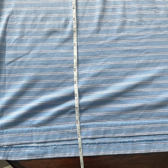 Vineyard vines blue and pink striped golf polo XL ( 2 extremely small flaws ) - Picture 6 of 11